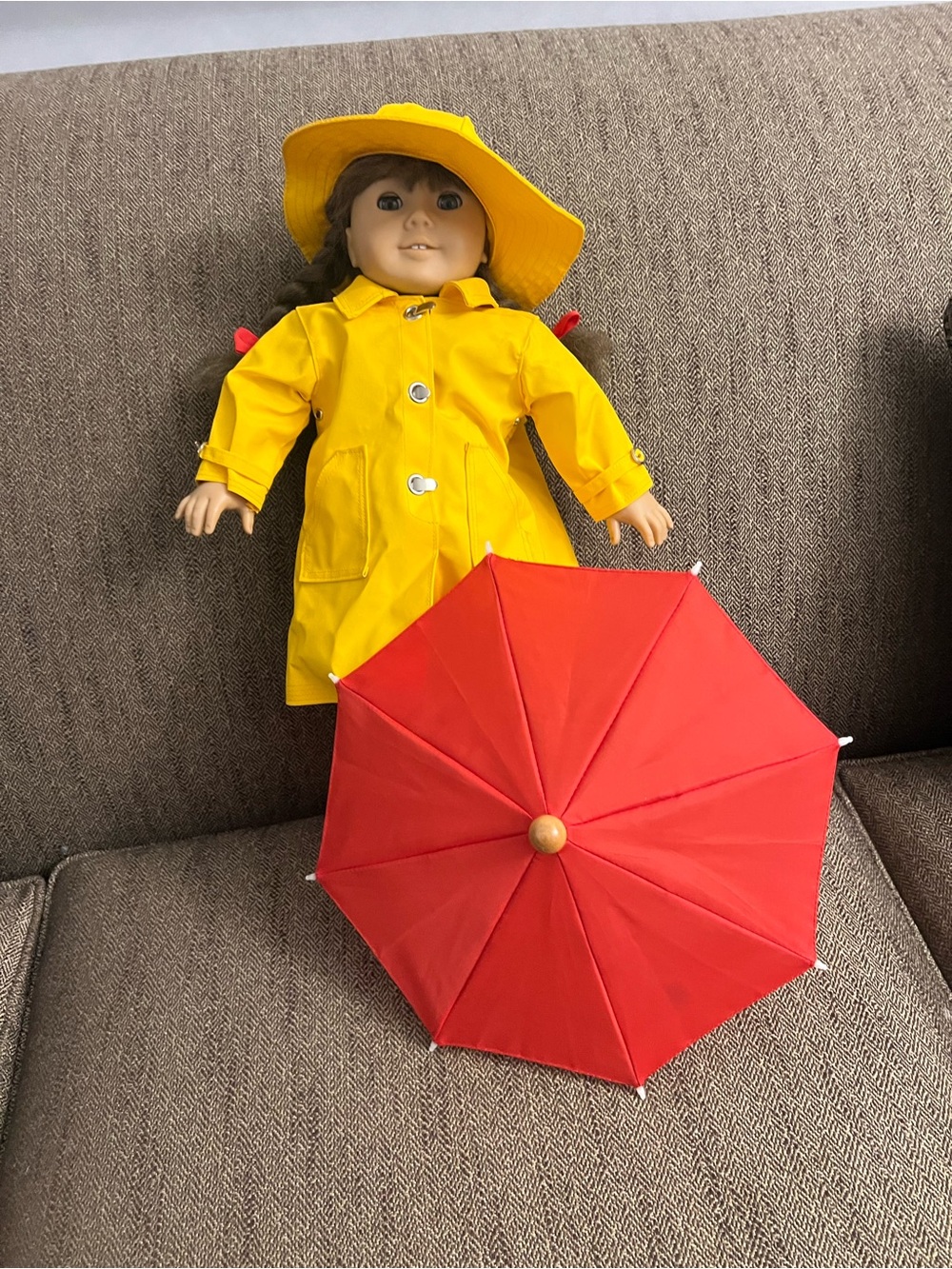 American Girl Molly’s Raincoat Outfit. Doll not Included- EUC - Picture 3 of 12